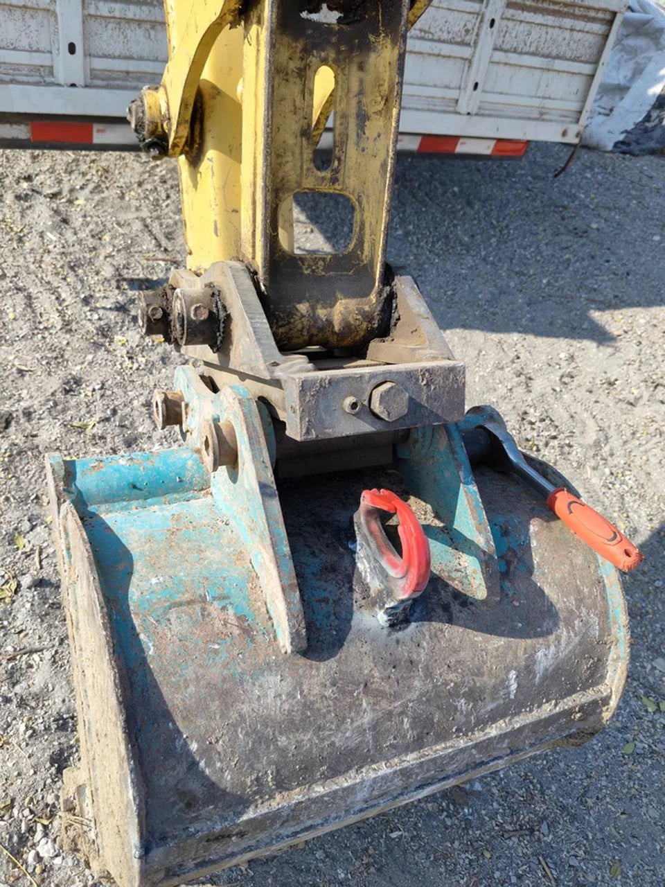 G80 Alloy Steel Excavator Welding Lifting Hook Bucket Mount